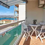 Apartment 2 Bedroom Cozy In Okrug Gornji *