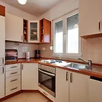 2 Bedroom Cozy In Okrug Gornji * Trogir