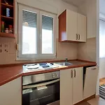Gorgeous In Okrug Gornji טרוגיר