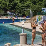 Gorgeous In Okrug Gornji * טרוגיר