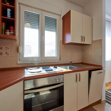 Gorgeous In Okrug Gornji Trogir