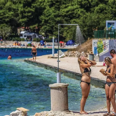 2 Bedroom Cozy In Okrug Gornji * Trogir