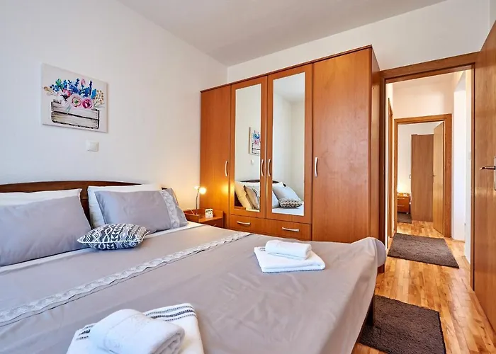 Appartement Gorgeous In Okrug Gornji